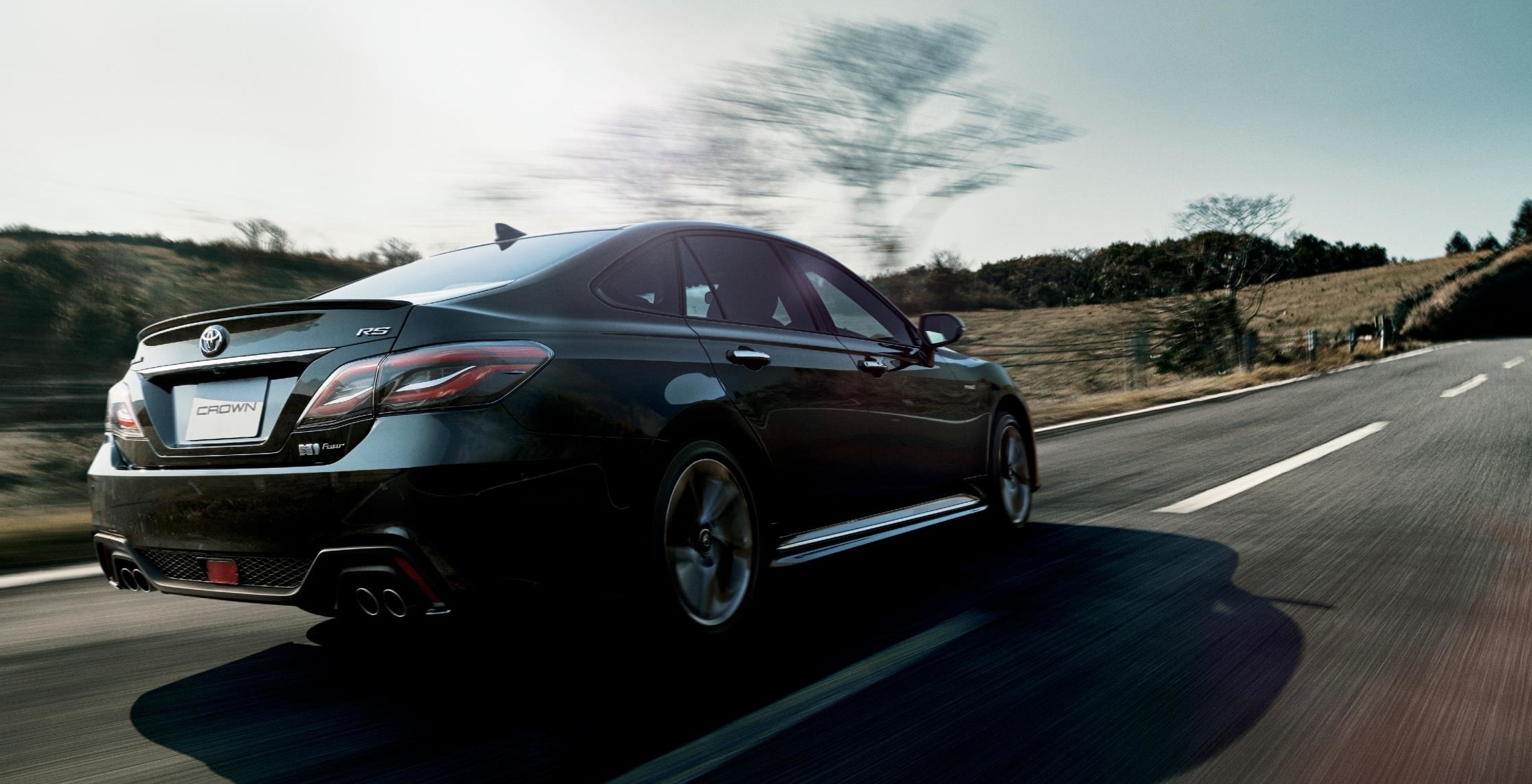RS Four(2.5Lハイブリッド車)